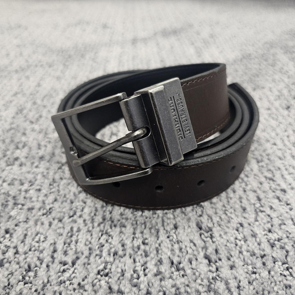Levis' Strause Reversible Black/Brown Leather Belt, Men's 55" L/XL
